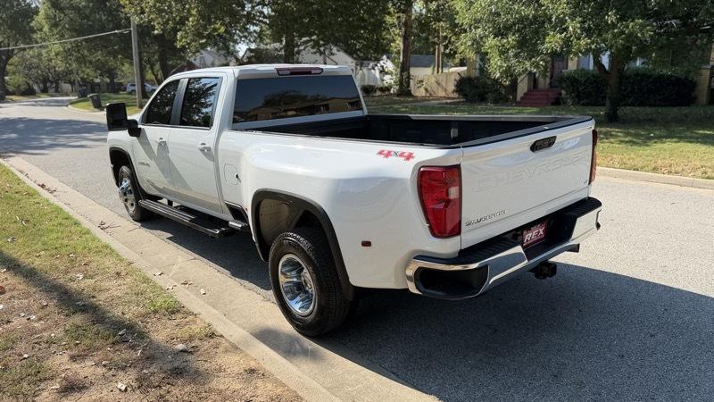 Chevrolet Silverado 3500HD LT Crew Cab 4WD 2025