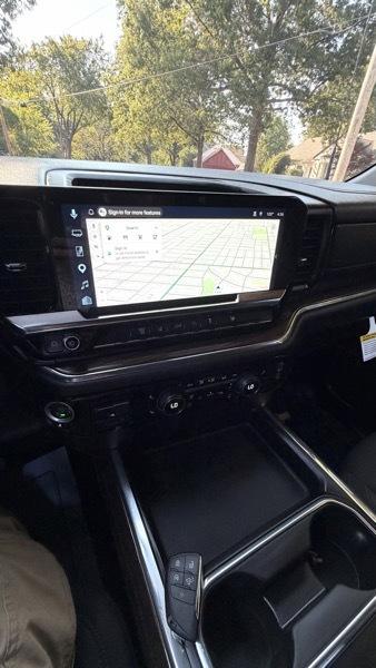 Chevrolet Silverado 3500HD LT Crew Cab 4WD 2025
