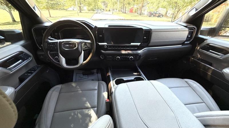 GMC Sierra 2500HD 4WD Crew Cab 153" SLT 2024