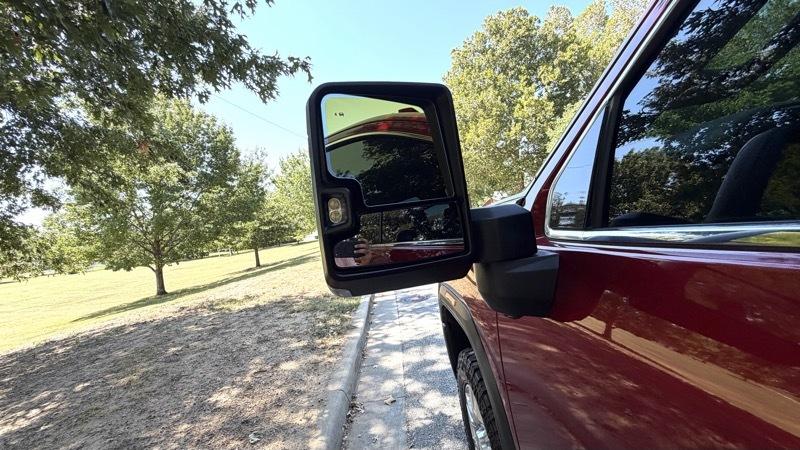 GMC Sierra 2500HD 4WD Crew Cab 153" SLT 2024