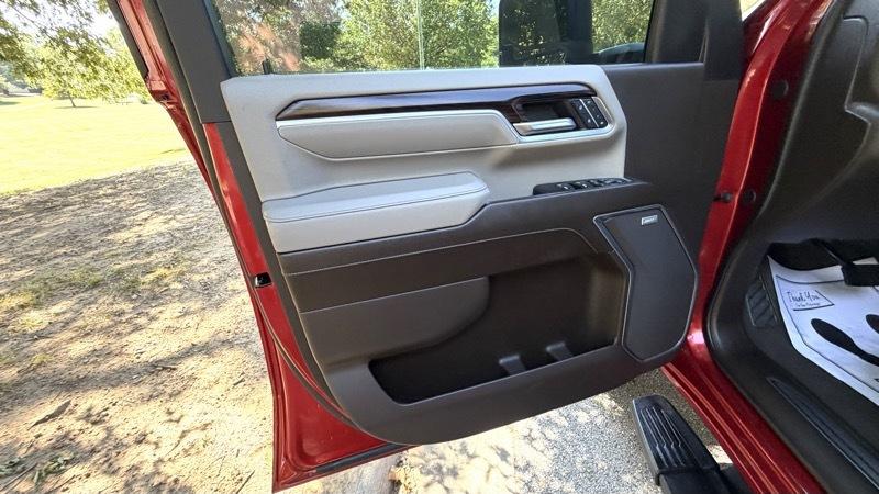 GMC Sierra 2500HD 4WD Crew Cab 153" SLT 2024