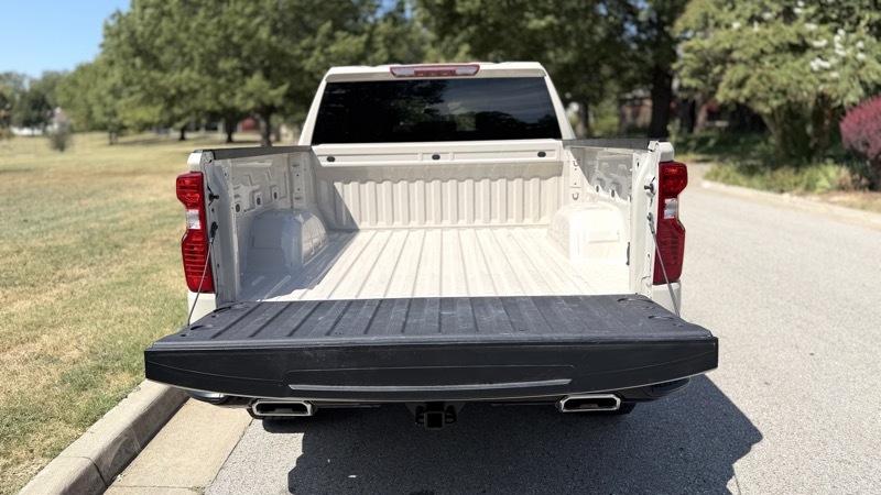 Chevrolet Silverado 1500 4WD Crew Cab 157" Custom Trail Boss 2026