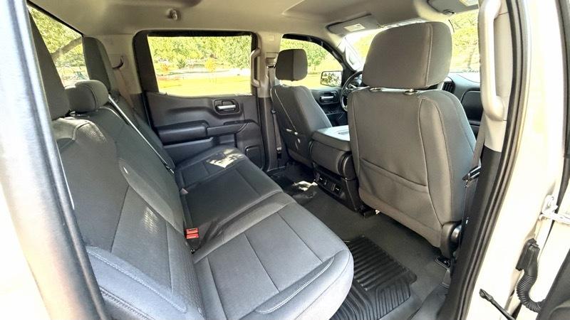 Chevrolet Silverado 1500 4WD Crew Cab 157" Custom Trail Boss 2026