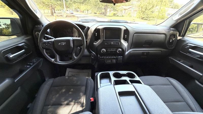 Chevrolet Silverado 1500 4WD Crew Cab 157" Custom Trail Boss 2026
