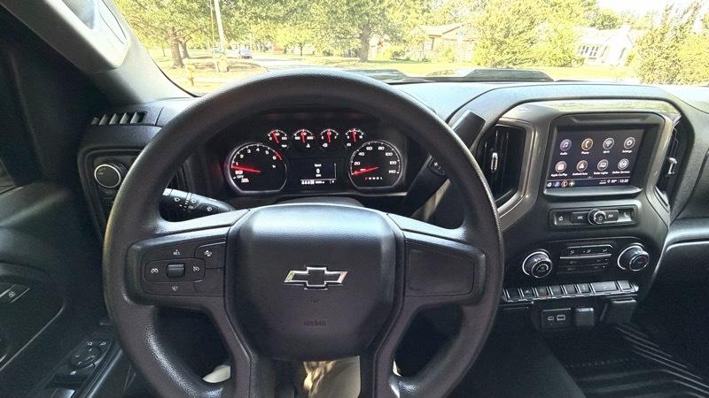 Chevrolet Silverado 1500 4WD Crew Cab 157" Custom Trail Boss 2026