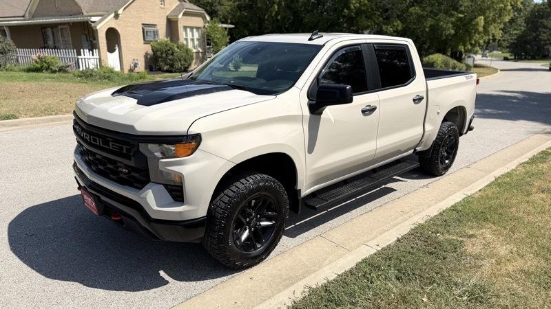 Chevrolet Silverado 1500 4WD Crew Cab 157" Custom Trail Boss 2026