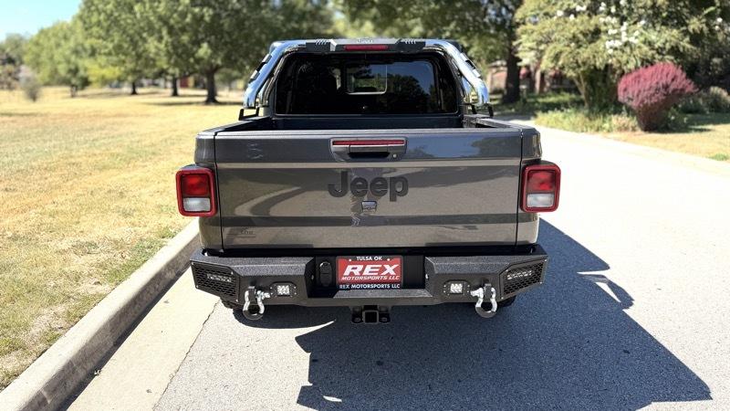 Jeep Gladiator Sport 2023