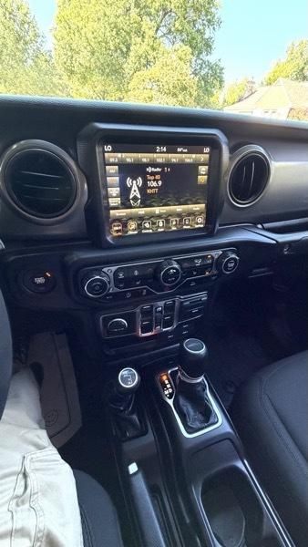 Jeep Gladiator Sport 2023
