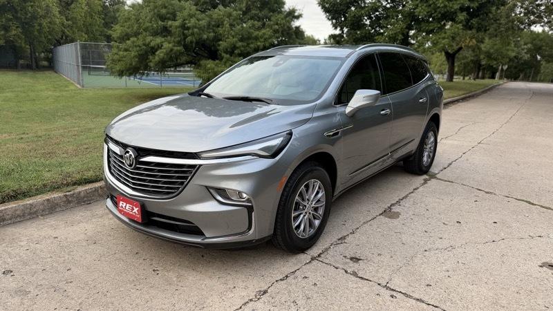 Buick Enclave Essence FWD 2023