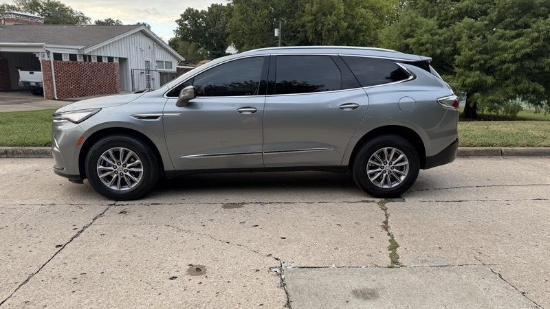 Buick Enclave Essence FWD 2023