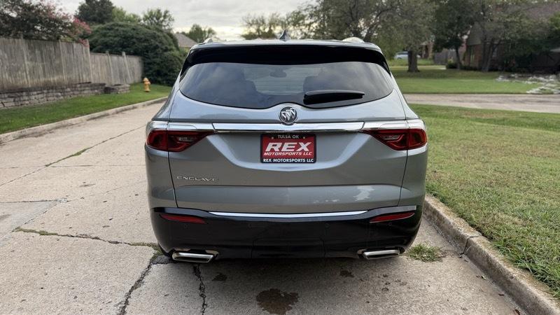 Buick Enclave Essence FWD 2023