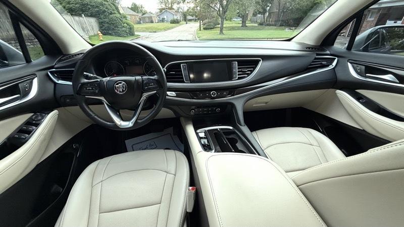 Buick Enclave Essence FWD 2023