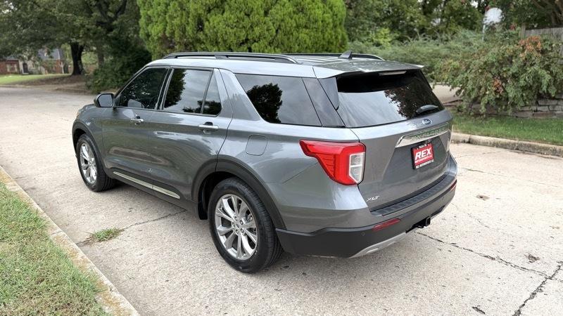 Ford Explorer XLT 2022