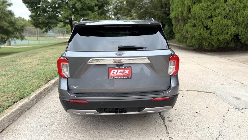 Ford Explorer XLT 2022