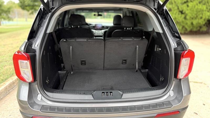 Ford Explorer XLT 2022