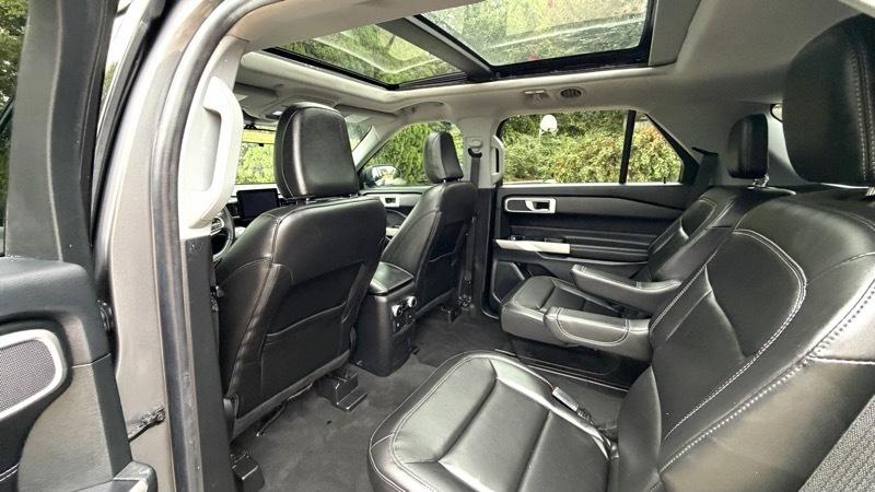 Ford Explorer XLT 2022
