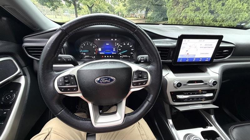 Ford Explorer XLT 2022