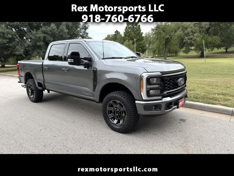 Ford F-250 SD Lariat Crew Cab 4WD 2024