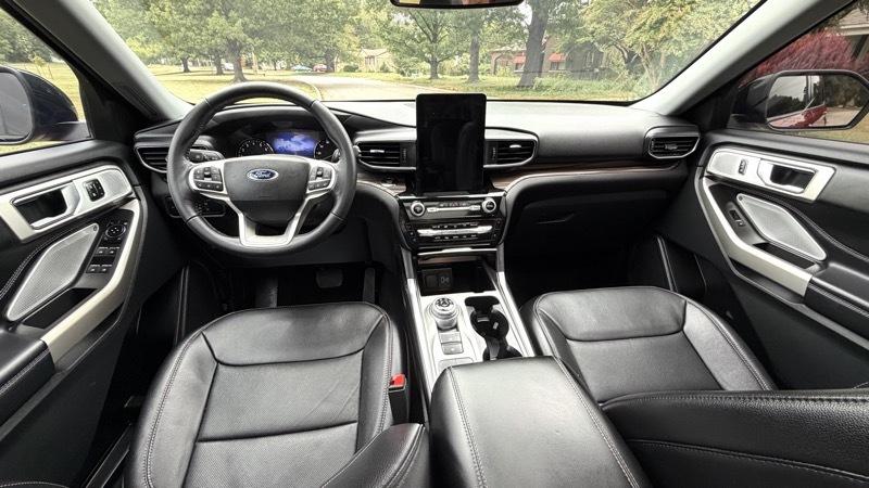 Ford Explorer Limited 2023