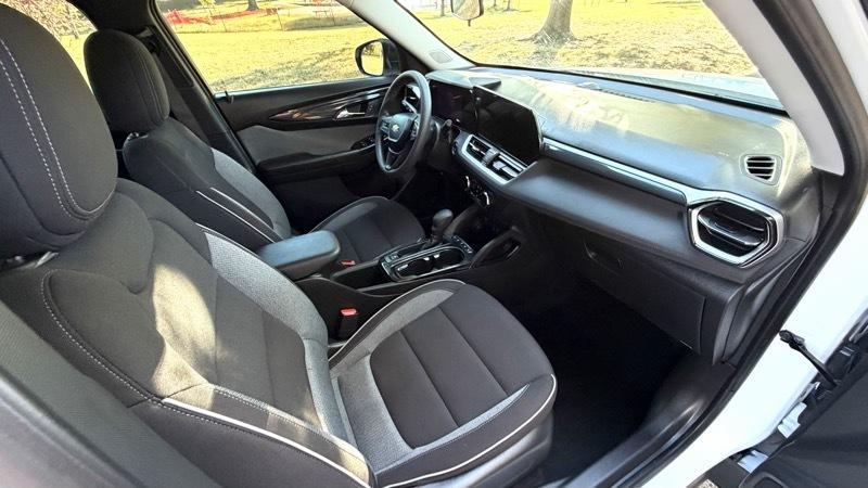 Chevrolet TrailBlazer LS 2026