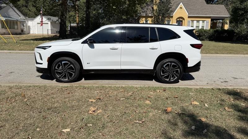 Buick Enclave Sport Touring FWD 2025