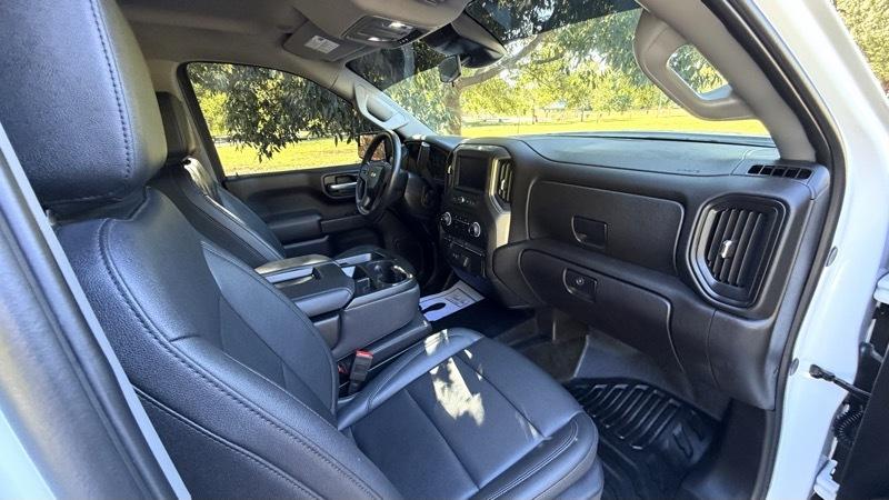 Chevrolet Silverado 1500 1LT Crew Cab 4WD 2025
