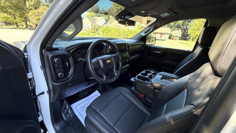 Chevrolet Silverado 1500 1LT Crew Cab 4WD 2025