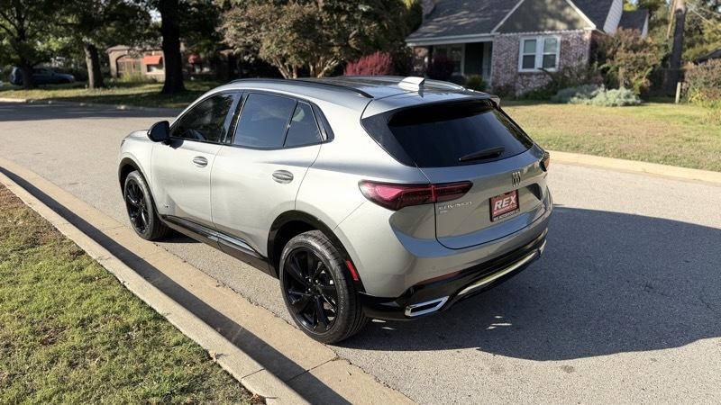 Buick Envision Essense 2024