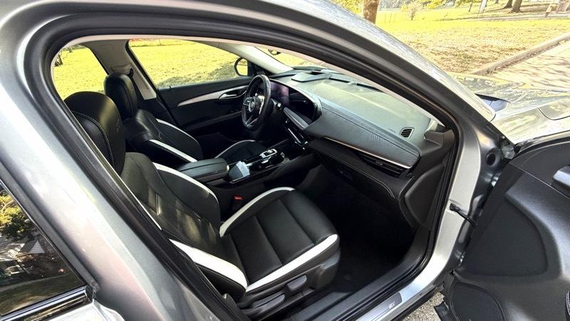 Buick Envision Essense 2024