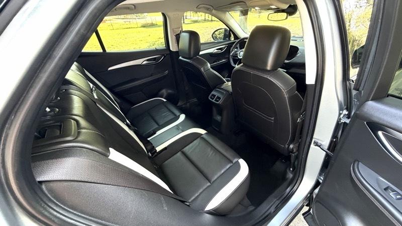 Buick Envision Essense 2024