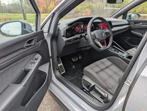 Volkswagen Golf GTI S 2024
