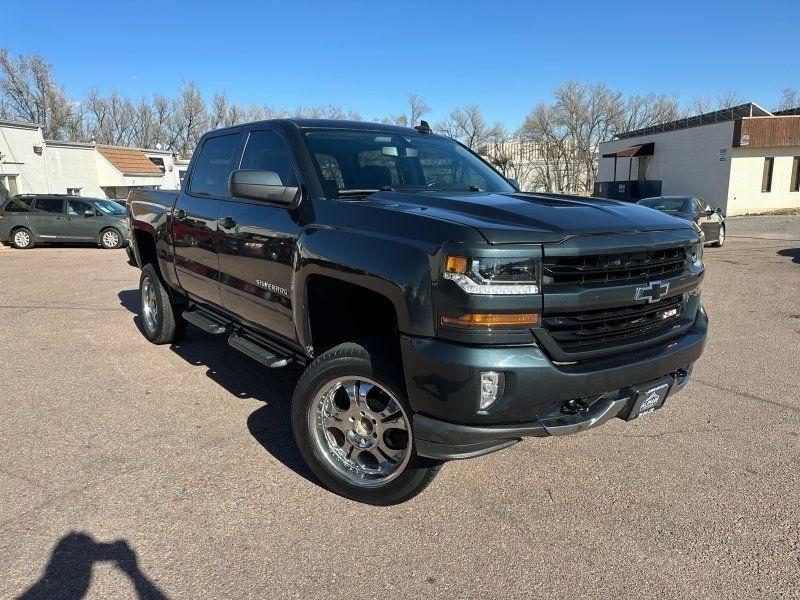 2018 Chevrolet Silverado 1500 LT Crew Cab 4WD