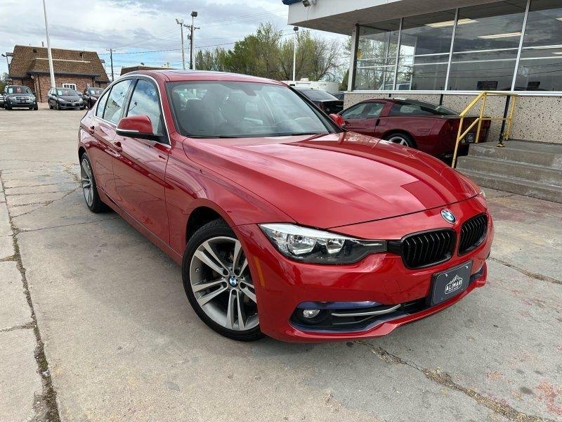 2017 BMW 3-Series 330i xDrive SULEV Sedan