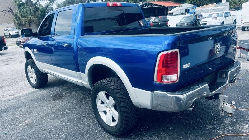 RAM 1500 Laramie Crew Cab SWB 4WD 2017