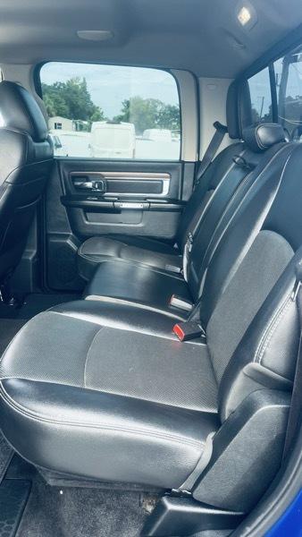RAM 1500 Laramie Crew Cab SWB 4WD 2017