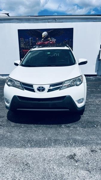 Toyota RAV4 XLE AWD 2015