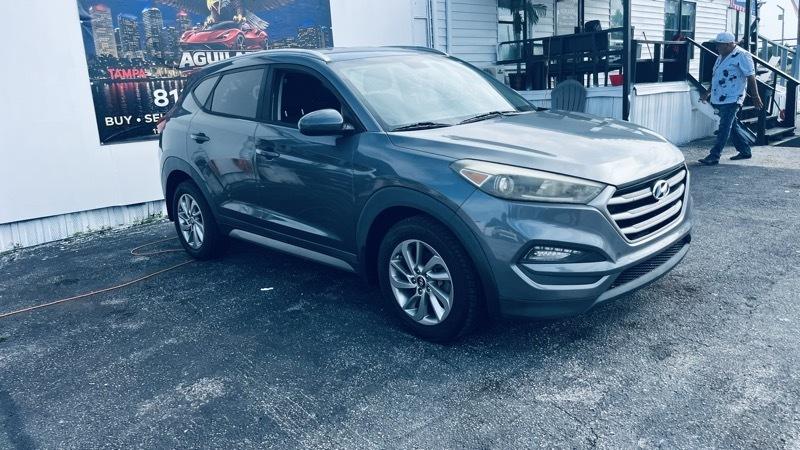 Hyundai Tucson SE 2017