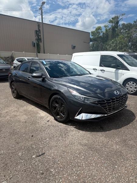 Hyundai Elantra SEL 2021