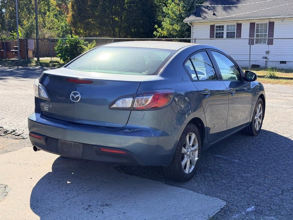 Mazda MAZDA3 i Touring 4-door 2010