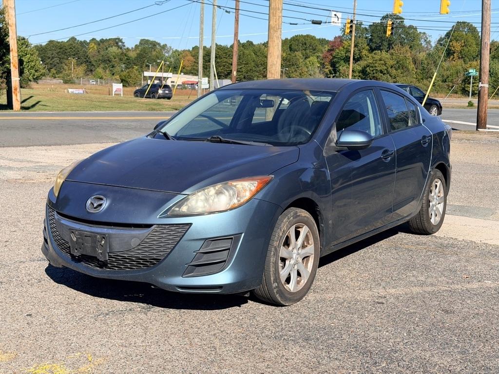 2010 Mazda MAZDA3 i Touring 4-door