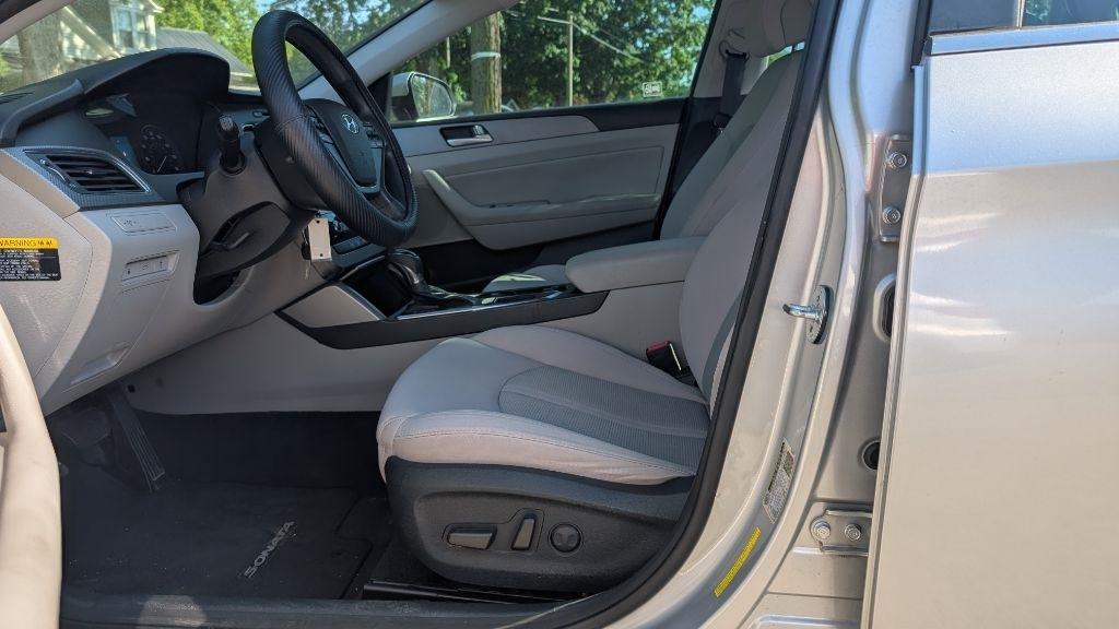 Hyundai Sonata SE 2015