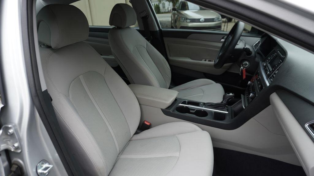 Hyundai Sonata SE 2015