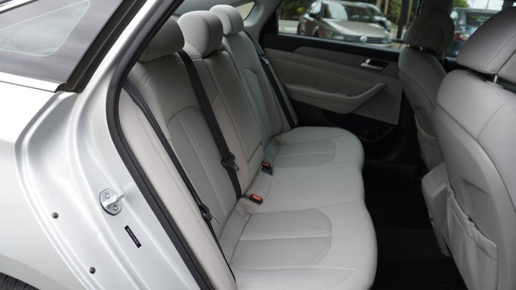 Hyundai Sonata SE 2015