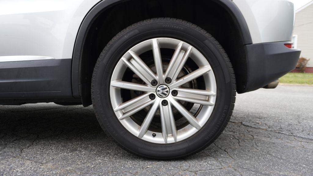 Volkswagen Tiguan 2.0T S 4Motion 2013