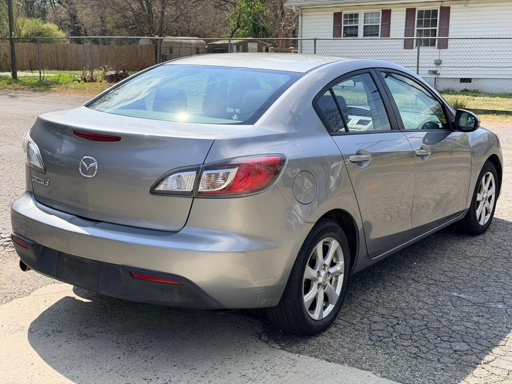 Mazda MAZDA3 i Touring 4-door 2010