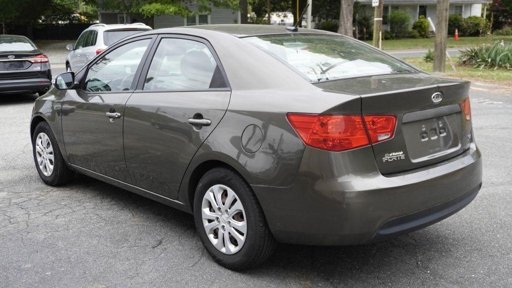 Kia Forte EX 2010