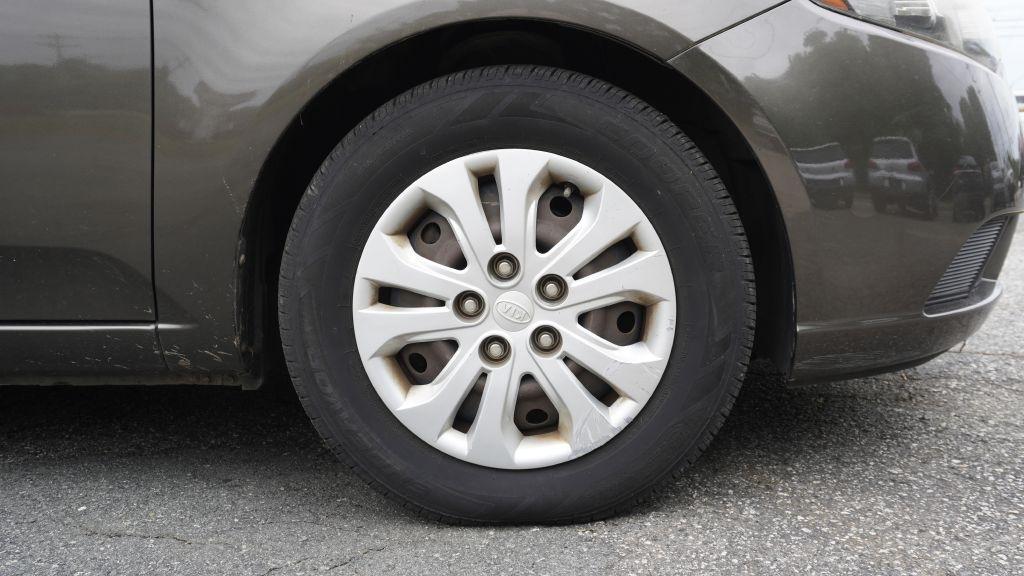 Kia Forte EX 2010