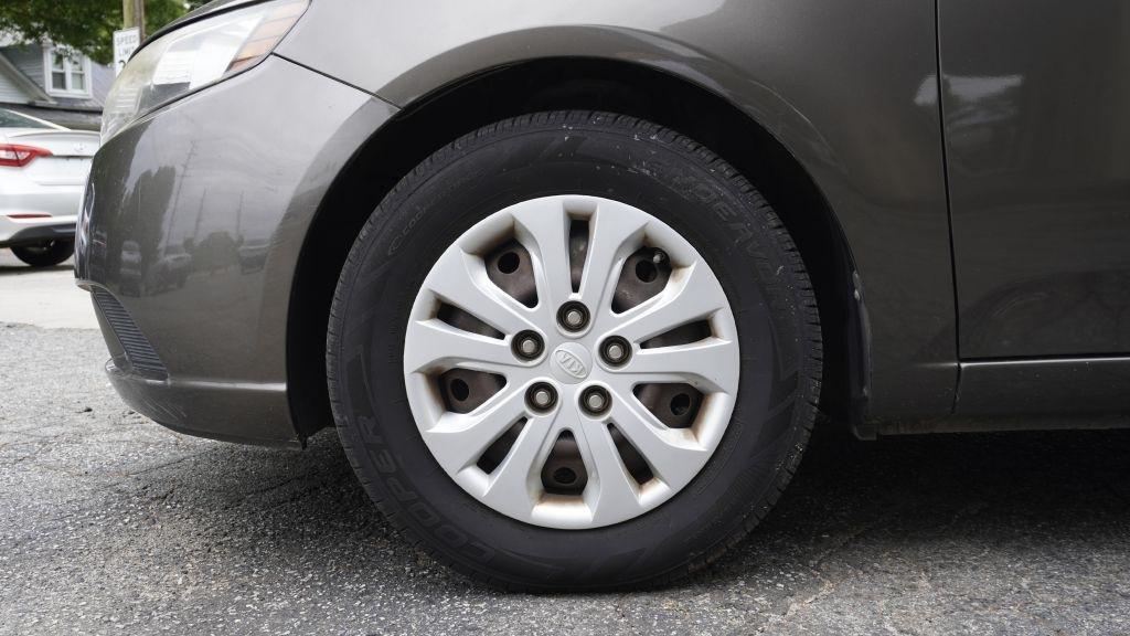 Kia Forte EX 2010