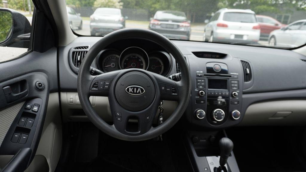 Kia Forte EX 2010