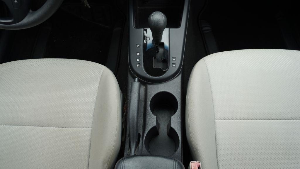 Kia Forte EX 2010